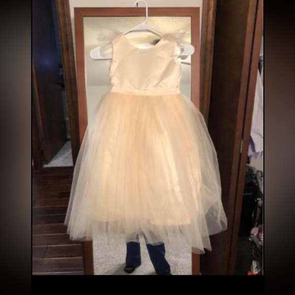 Flower girl dress - Picture 3 of 3